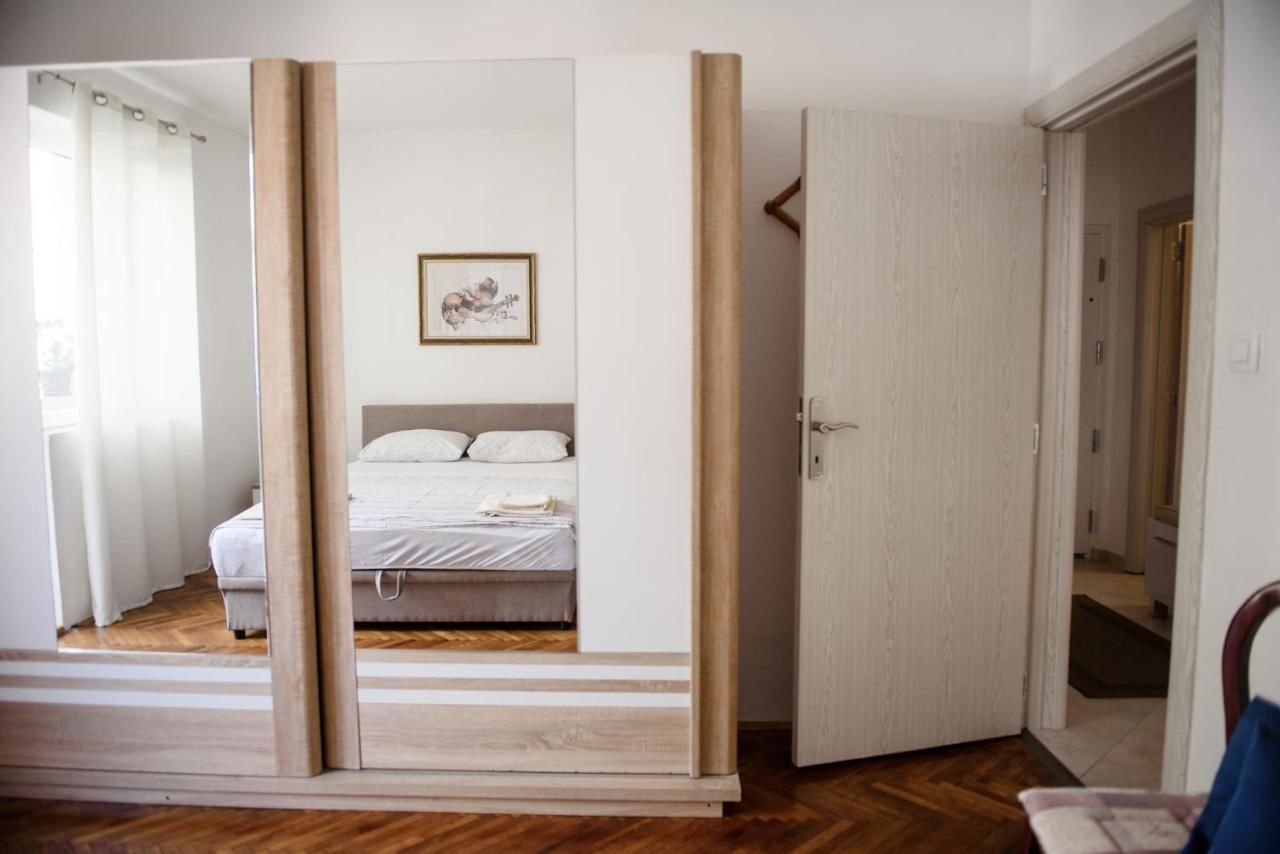 Апартаменты Cozy 2BR apartment, 3 min to the old town Котор-12