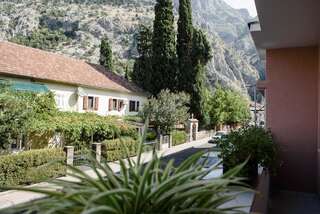 Апартаменты Cozy 2BR apartment, 3 min to the old town Котор Апартаменты-13