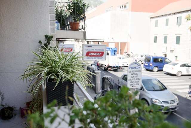 Апартаменты Cozy 2BR apartment, 3 min to the old town Котор-14